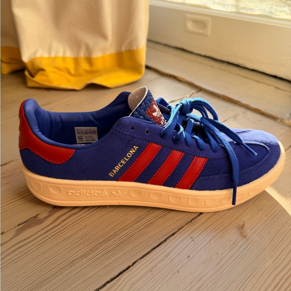 Adidas Originals Barcelona Blue Suede & Burgundy Stripes Men’s US 10.